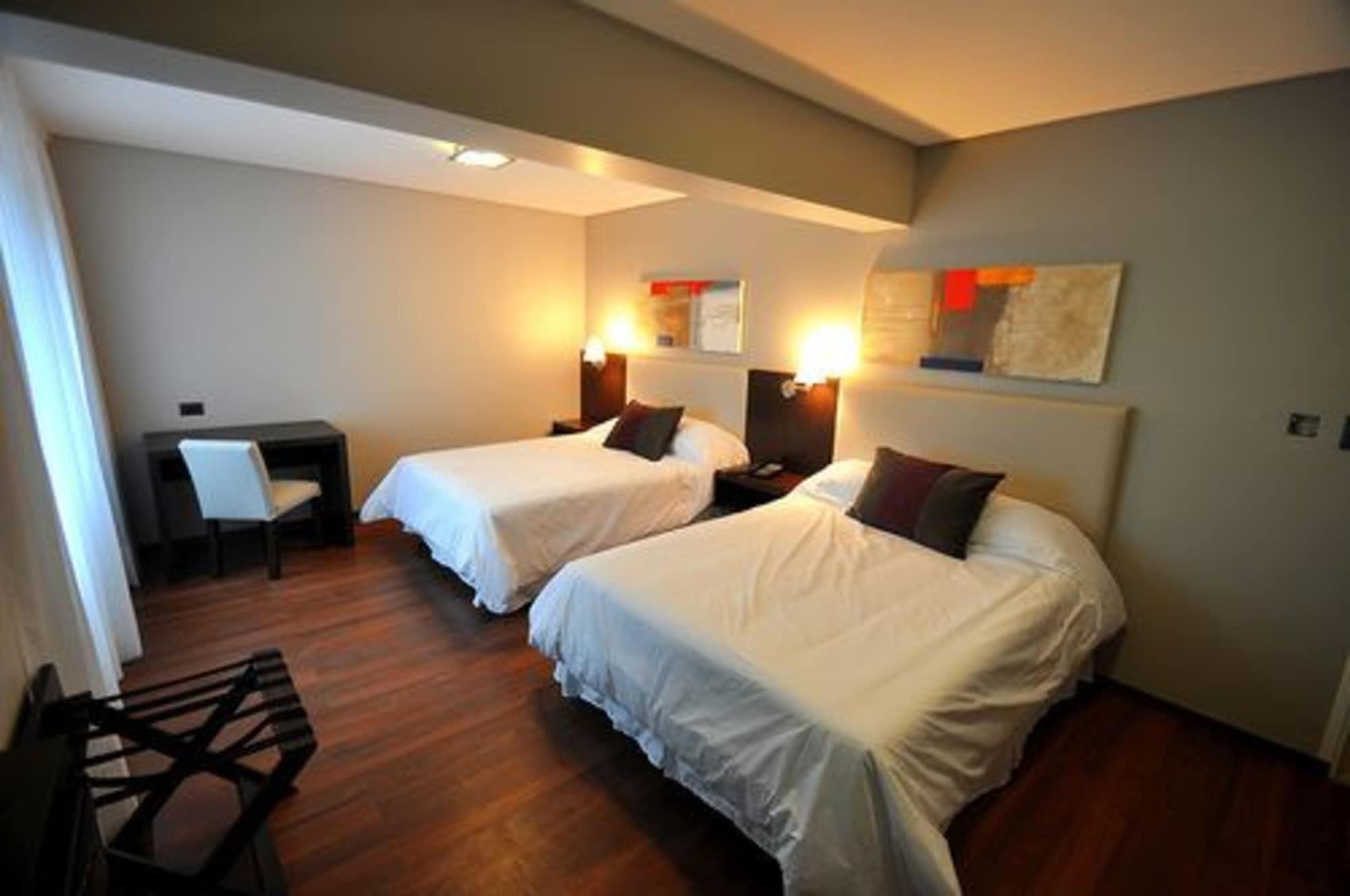Hotel Bicentenario Suites & Spa San Miguel de Tucumán Eksteriør billede