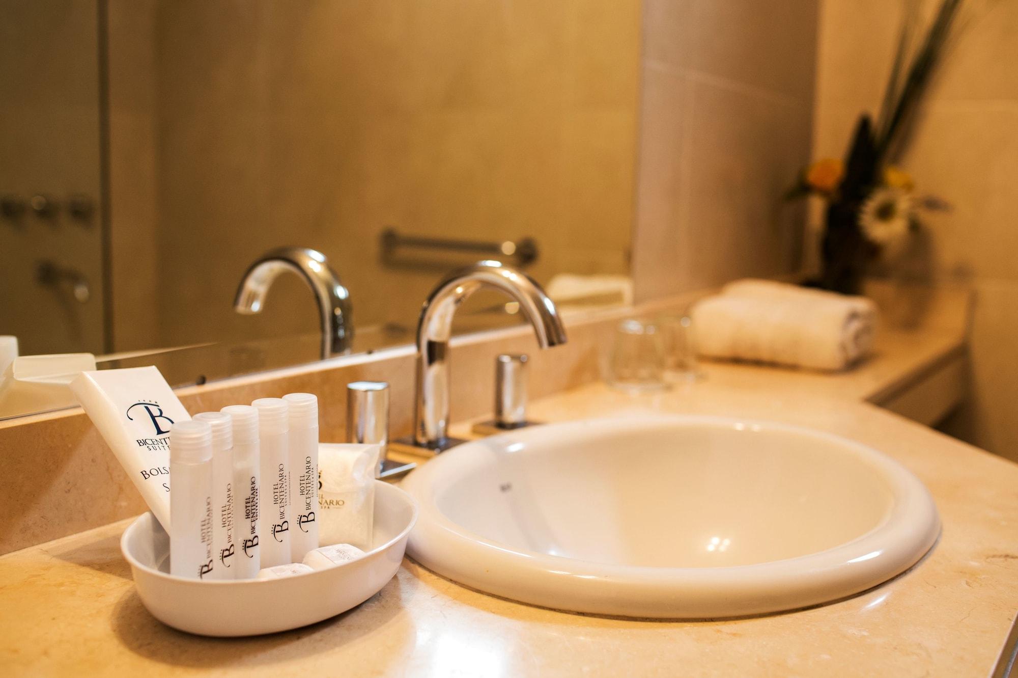 Hotel Bicentenario Suites & Spa San Miguel de Tucumán Eksteriør billede