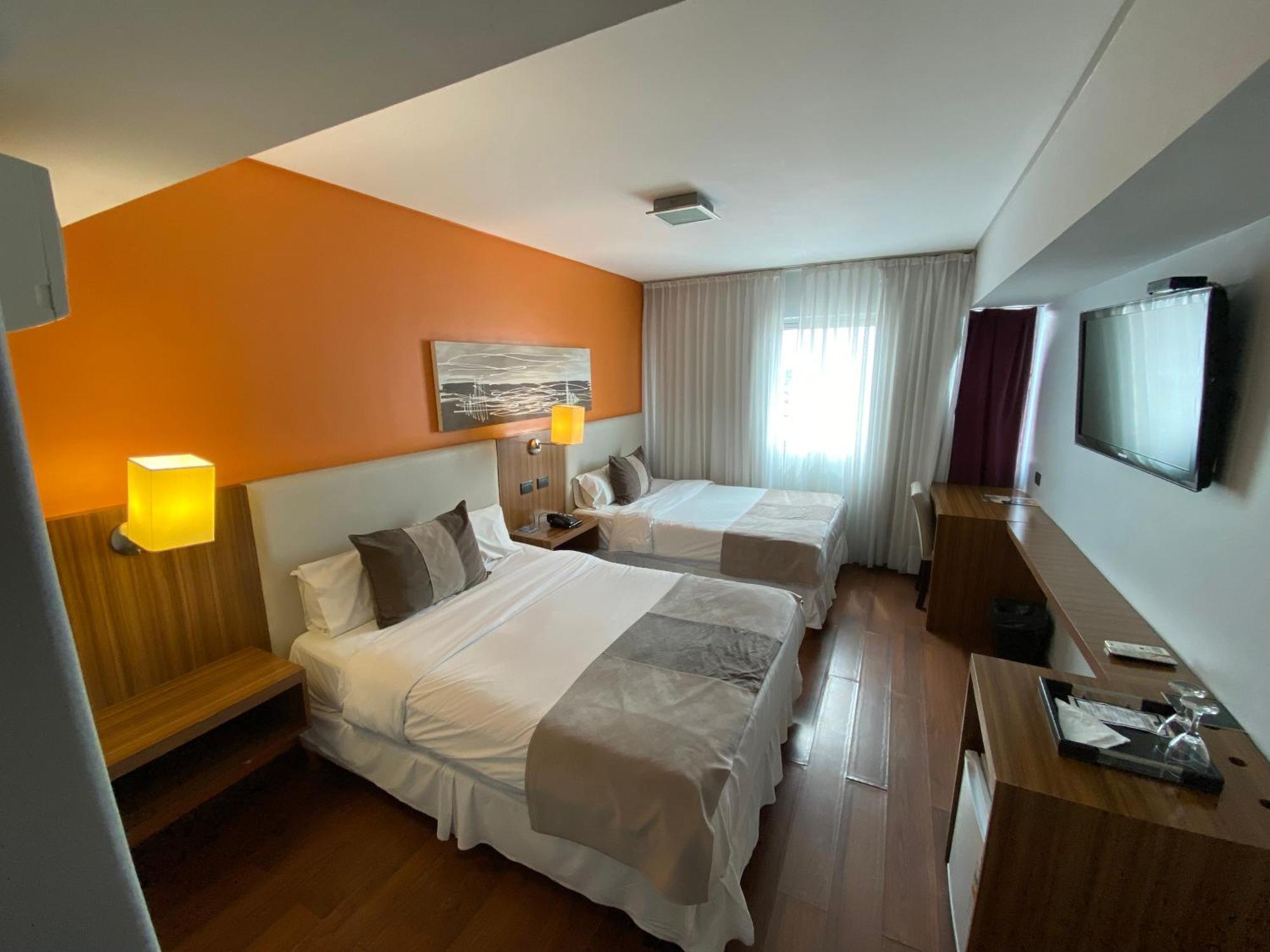 Hotel Bicentenario Suites & Spa San Miguel de Tucumán Eksteriør billede