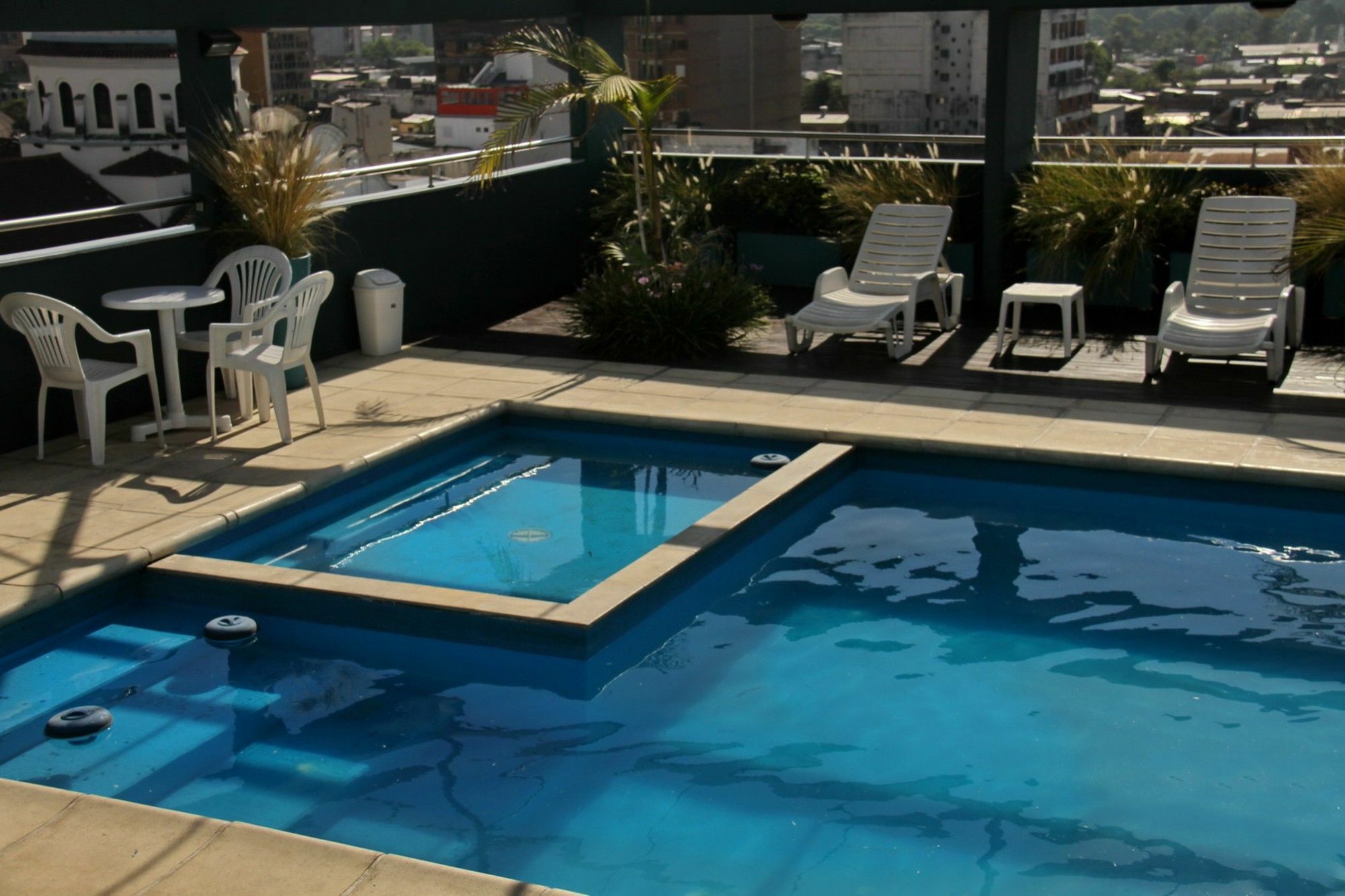 Hotel Bicentenario Suites & Spa San Miguel de Tucumán Eksteriør billede